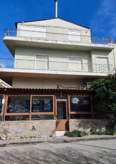 Οικόπεδο με κτίσμα 83.61 sq.m. σε πλειστηριασμό Municipality of Byronos