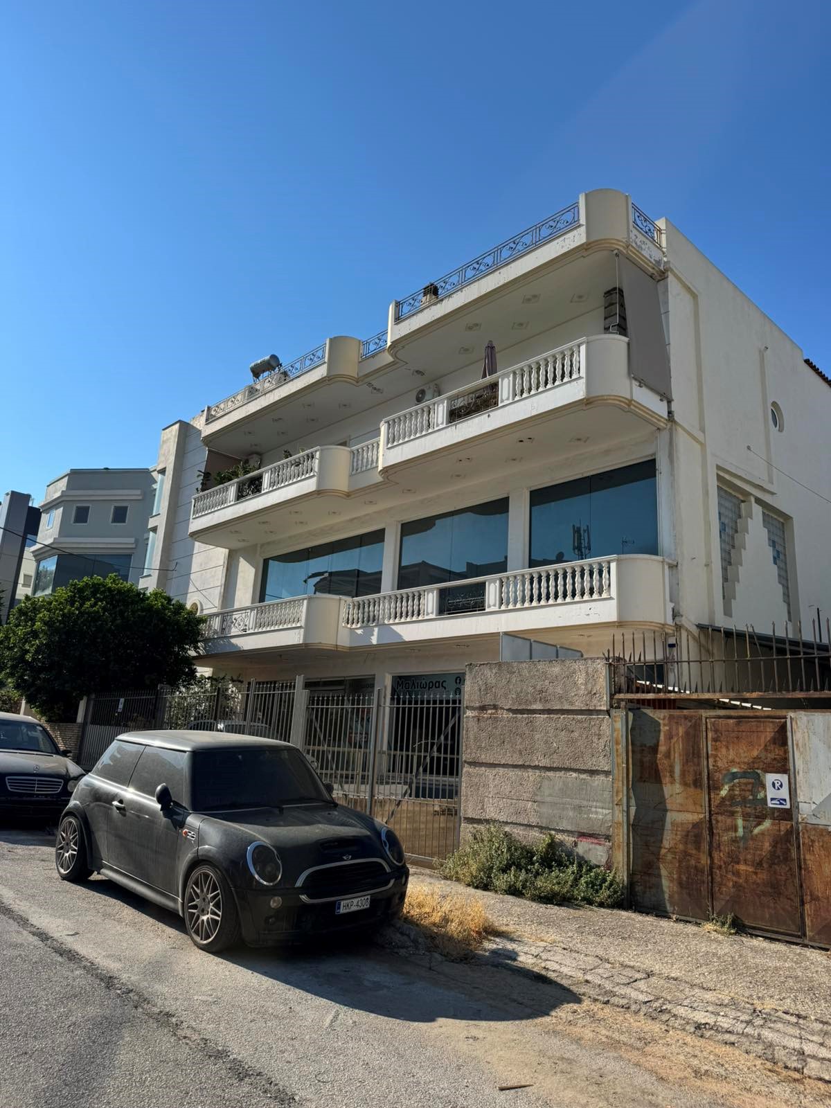 Οικόπεδο με κτίσμα 300.30 sq.m. σε πλειστηριασμό Municipality of Hellinikon - Argyroupoli