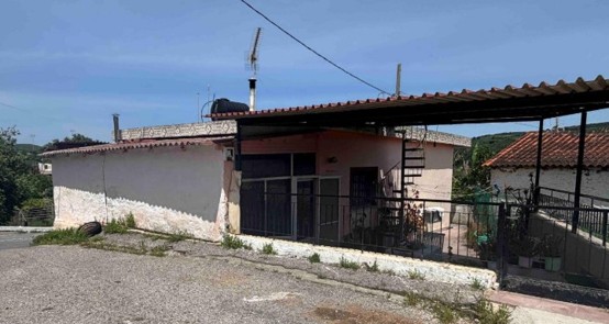 Οικόπεδο με κτίσμα  σε πλειστηριασμό Δήμος Πλατανιά  