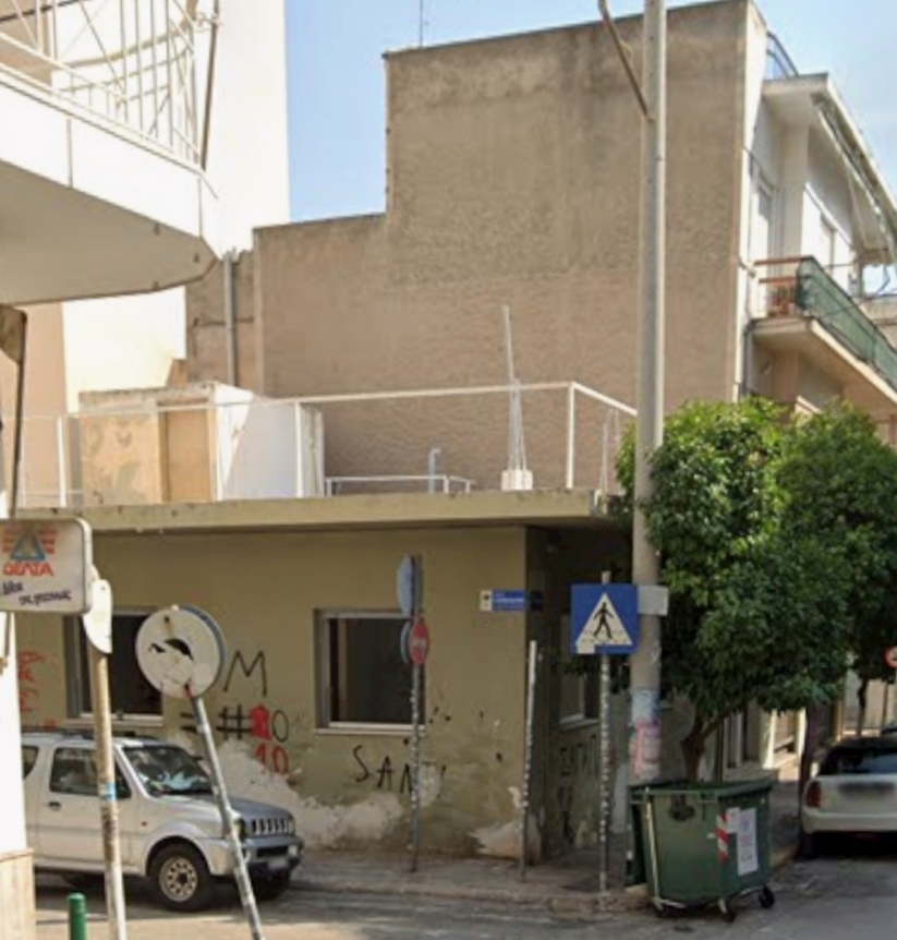 photo1