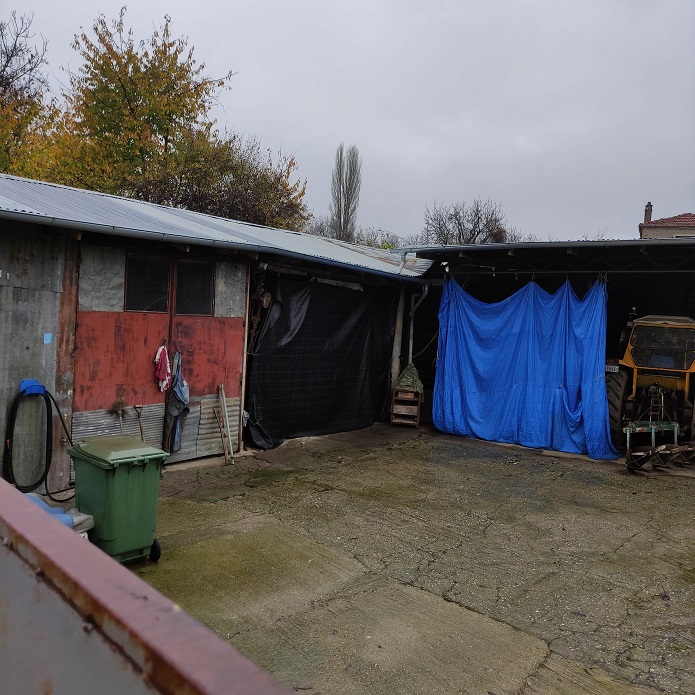 Οικόπεδο με κτίσμα  σε πλειστηριασμό Δήμος Βοίου