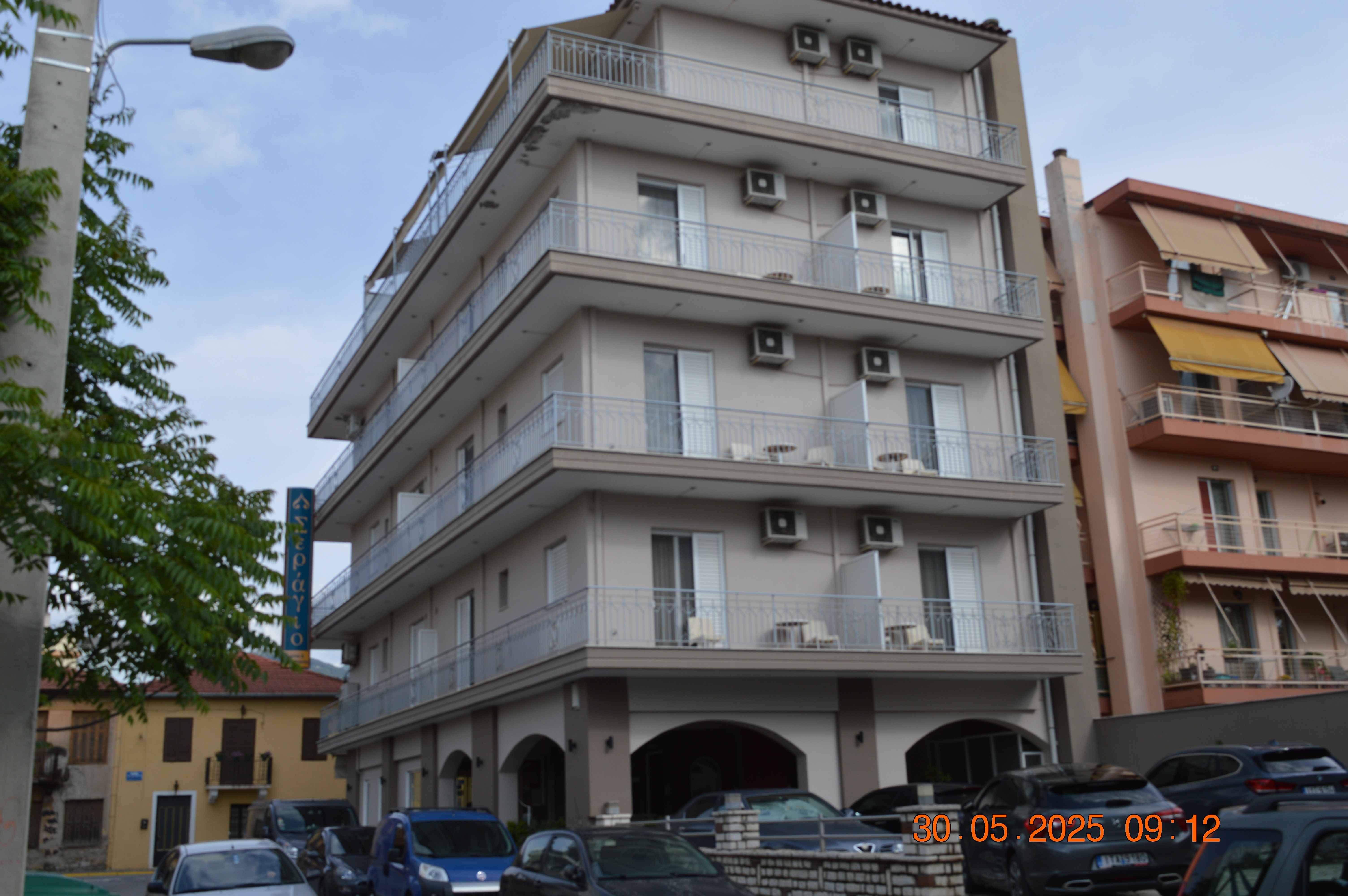 photo0