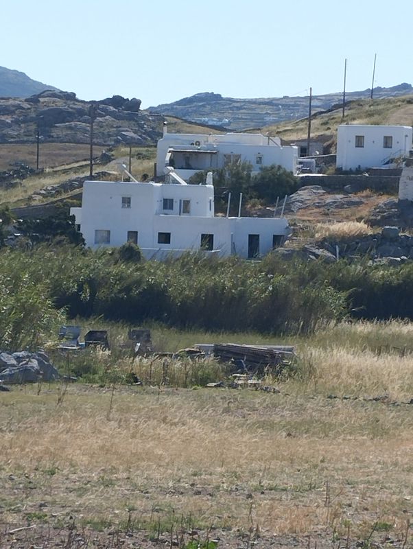 Αγροτεμάχιο με κτίσμα  σε πλειστηριασμό Δήμος Μυκόνου