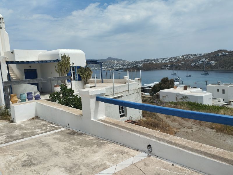 Αγροτεμάχιο με κτίσμα  σε πλειστηριασμό Δήμος Μυκόνου