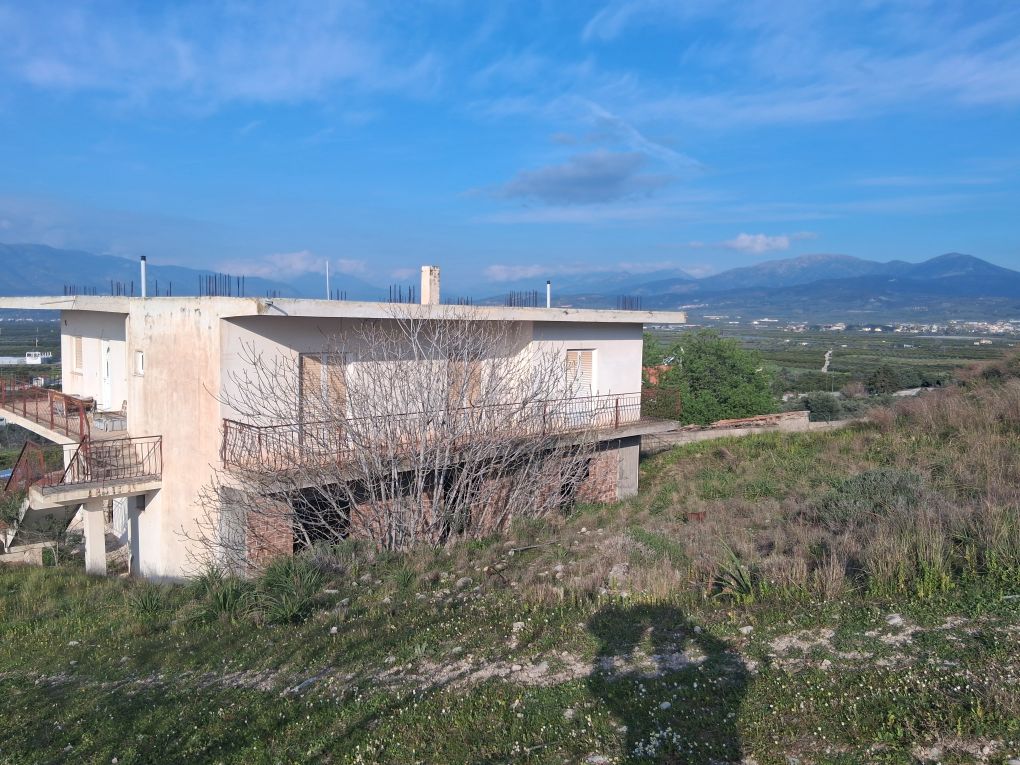 Οικόπεδο με κτίσμα 165 sq.m. σε πλειστηριασμό Municipality of Argos - Mycenae