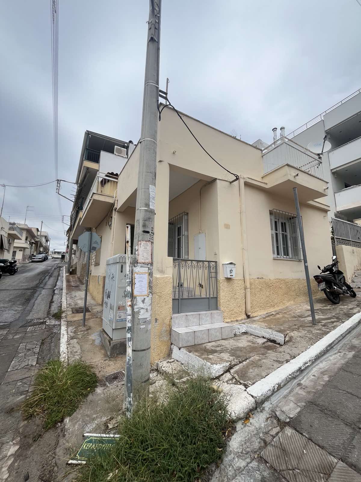 Οικόπεδο με κτίσμα  σε πλειστηριασμό Municipality of Dafni - Ymitto