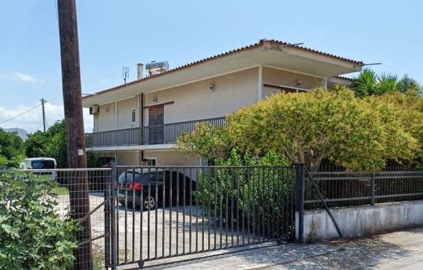 Οικόπεδο με κτίσμα 172 τ.μ. σε πλειστηριασμό Δήμος Κορινθίων