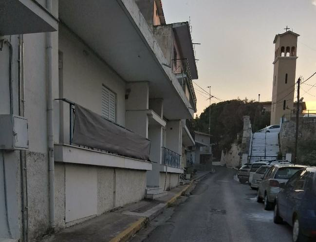 Οικόπεδο με κτίσμα  σε πλειστηριασμό Municipality of Kalamata