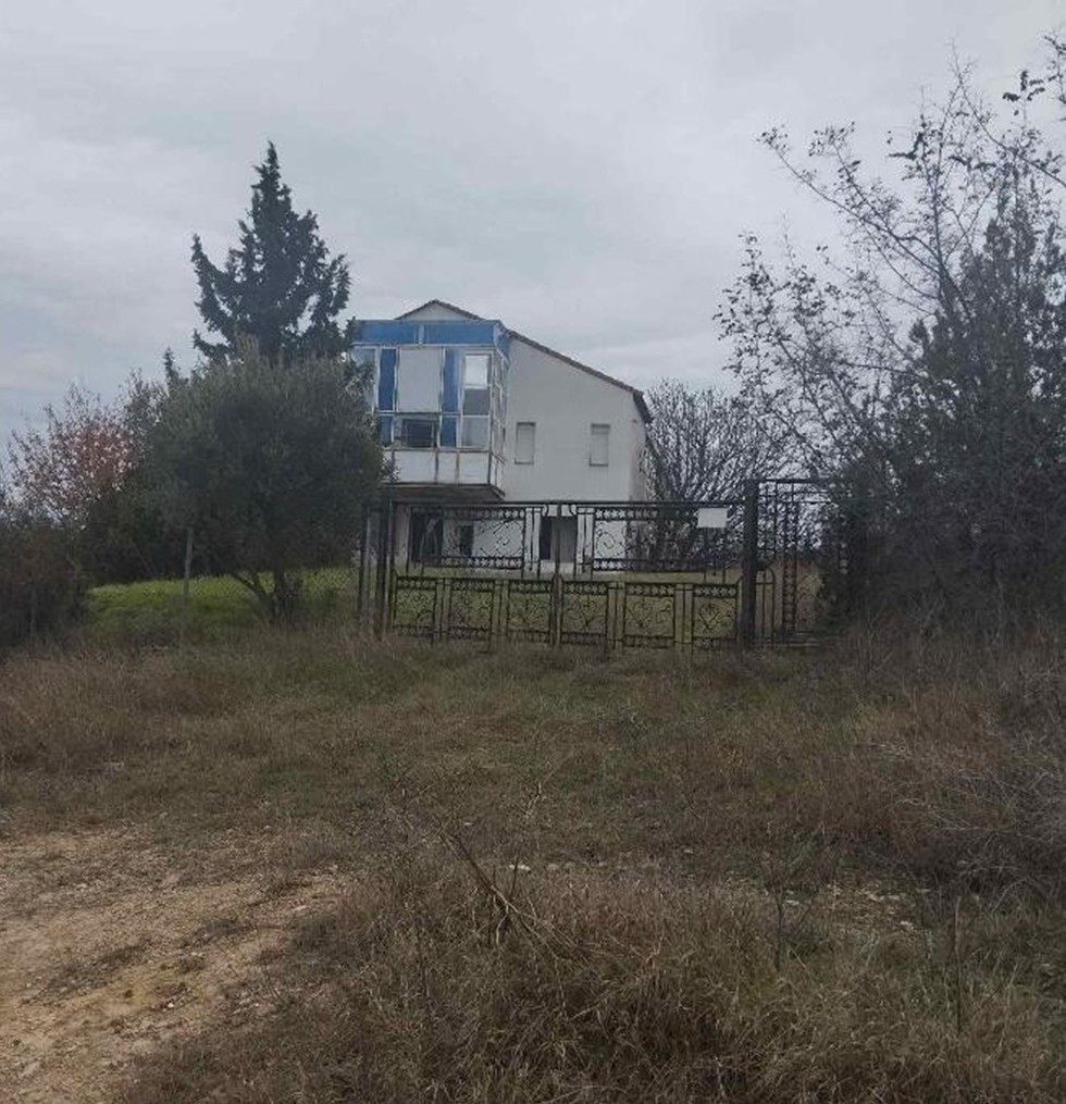 Αγροτεμάχιο με κτίσμα  σε πλειστηριασμό Δήμος Ηρακλείας