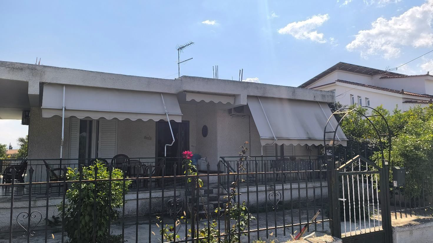 Οικόπεδο με κτίσμα  σε πλειστηριασμό Municipality of Velos - Vochas