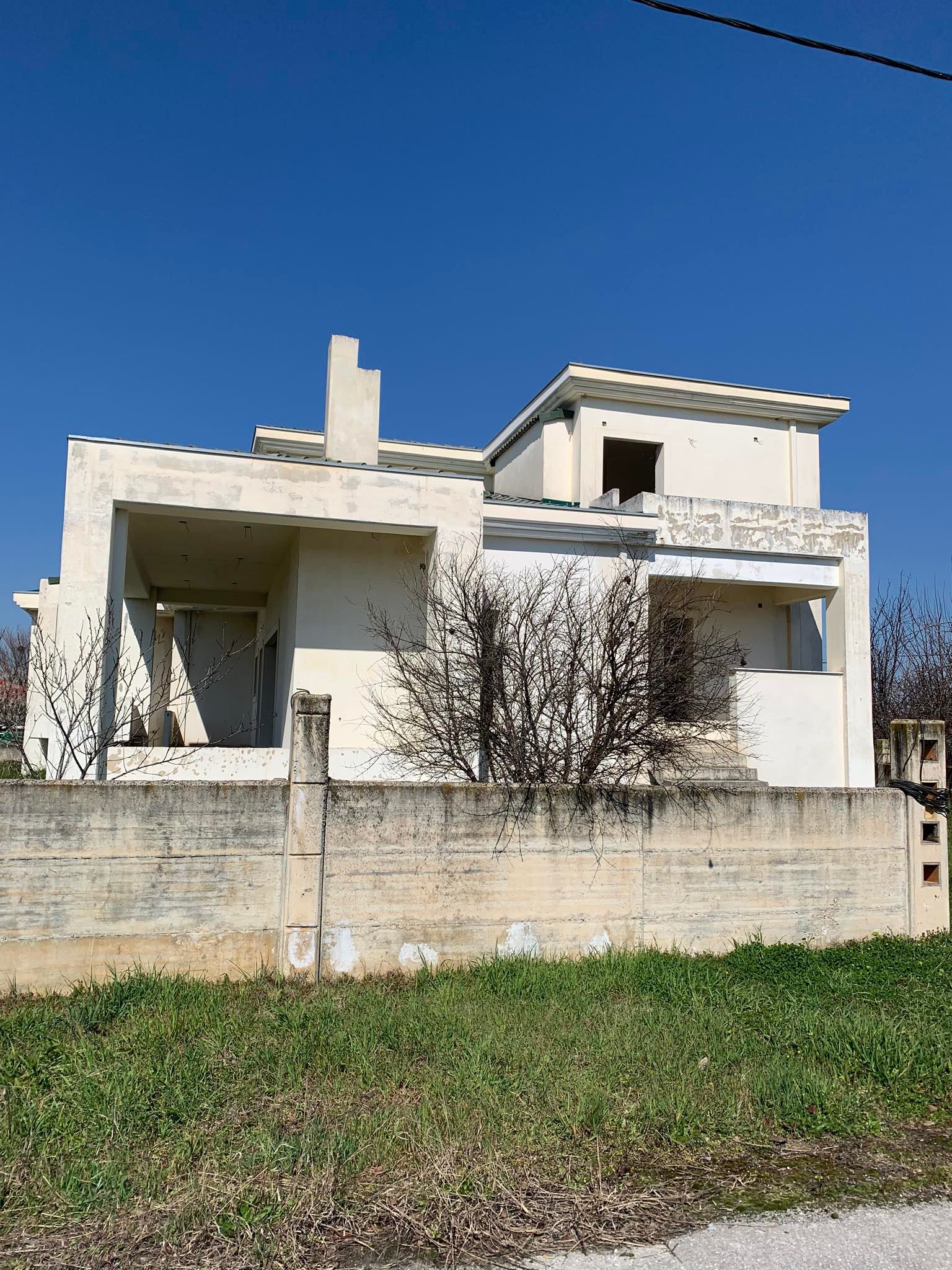 Οικόπεδο με κτίσμα  σε πλειστηριασμό Δήμος Τρικκαίων