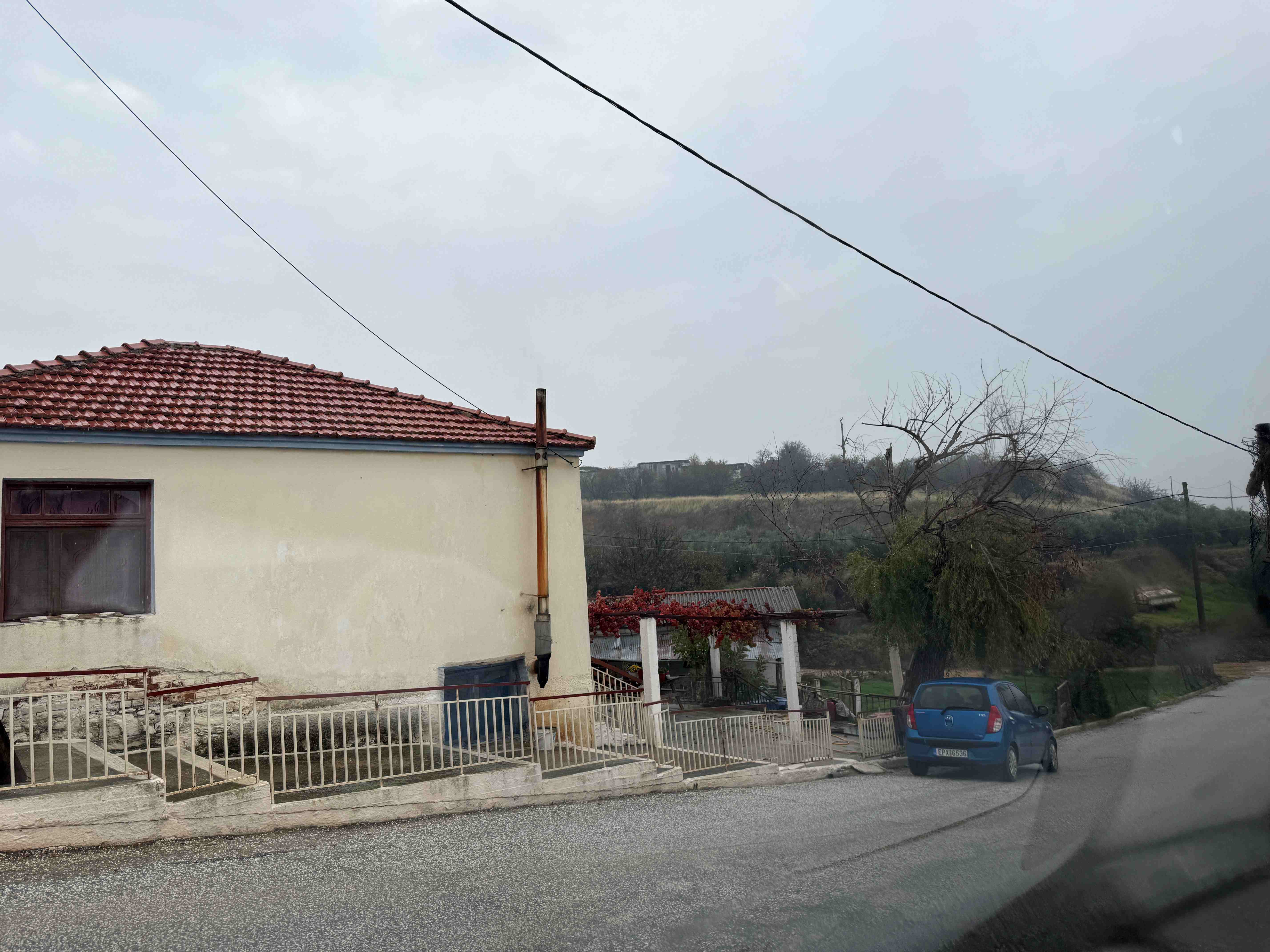 photo1