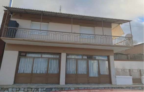photo1