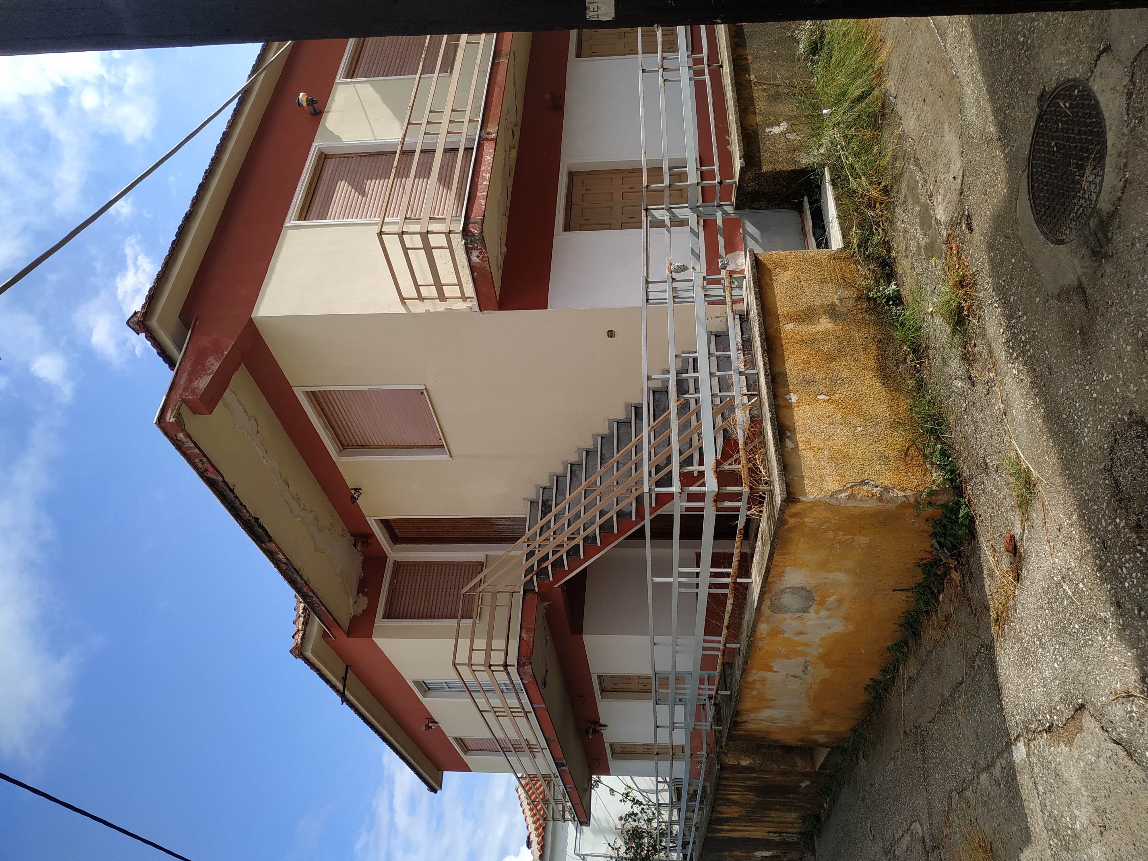 photo1