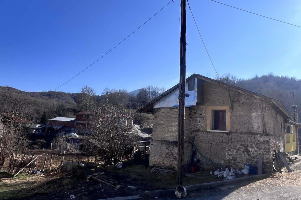 Οικόπεδο με κτίσμα  σε πλειστηριασμό Δήμος Κάτω Νευροκοπίου