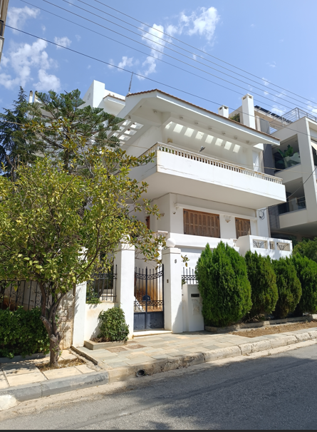 Οικόπεδο με κτίσμα  σε πλειστηριασμό Δήμος Ηλιουπόλεως