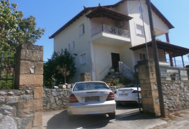 Οικόπεδο με κτίσμα  σε πλειστηριασμό Municipality of Kalamata