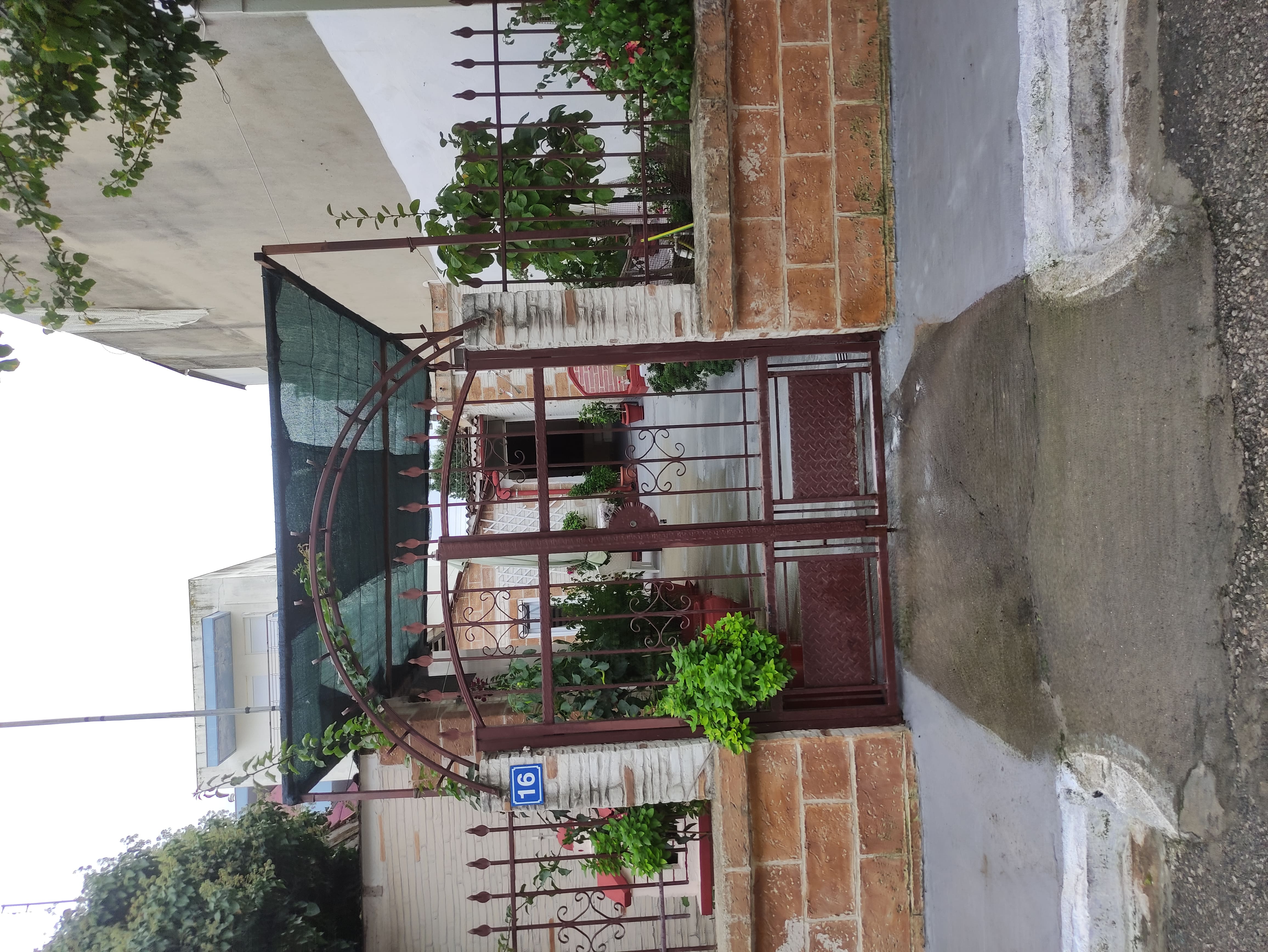 Οικόπεδο με κτίσμα  σε πλειστηριασμό Δήμος Θερμαϊκού