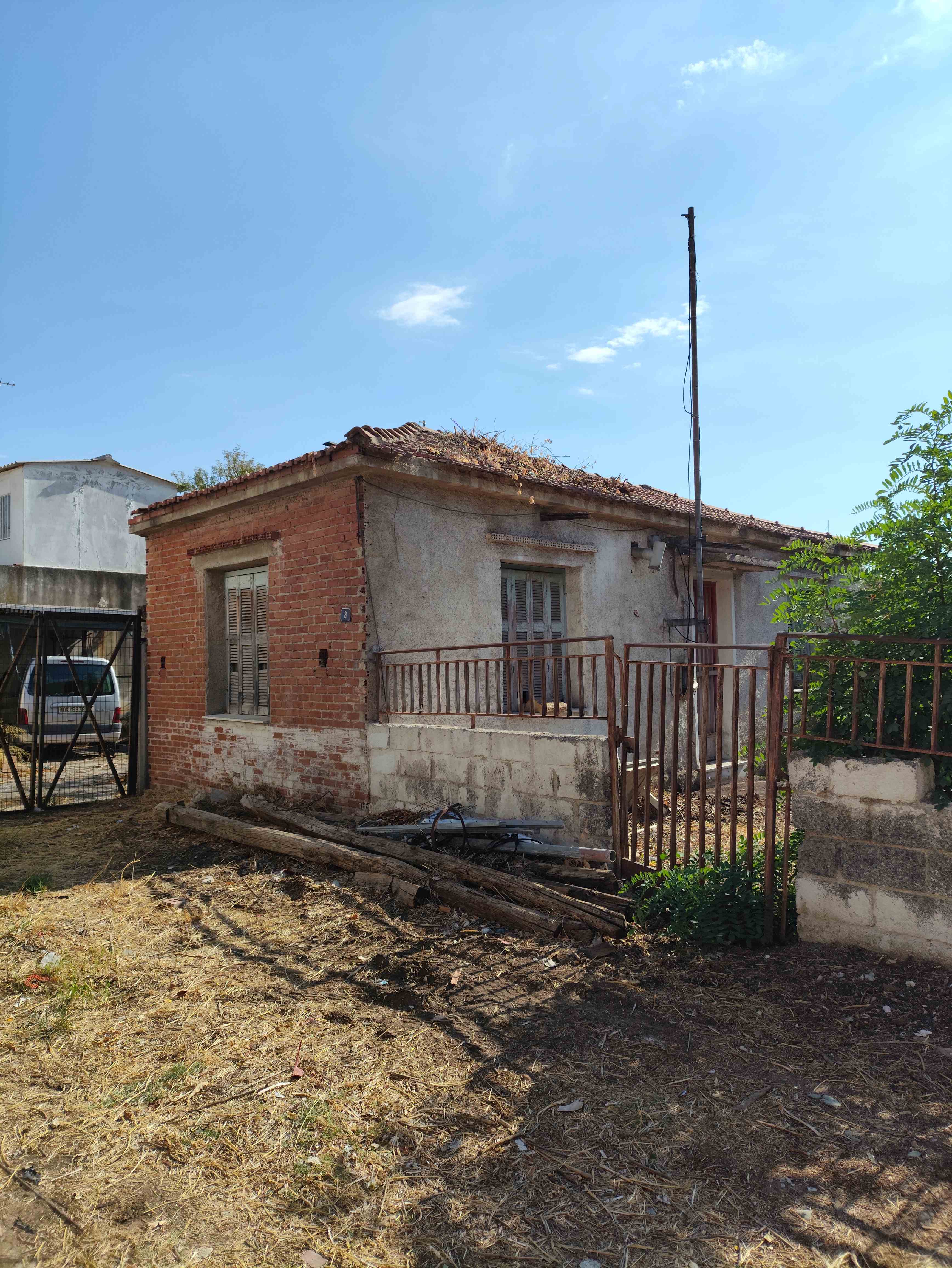 Οικόπεδο με κτίσμα  σε πλειστηριασμό Municipality of Volos