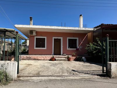 Οικόπεδο με κτίσμα  σε πλειστηριασμό Δήμος Κέρκυρας