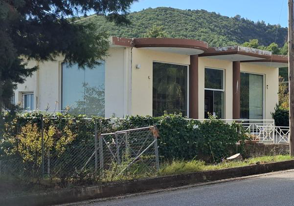 Οικόπεδο με κτίσμα 199.80 τ.μ. σε πλειστηριασμό Δήμος Σικυωνίων