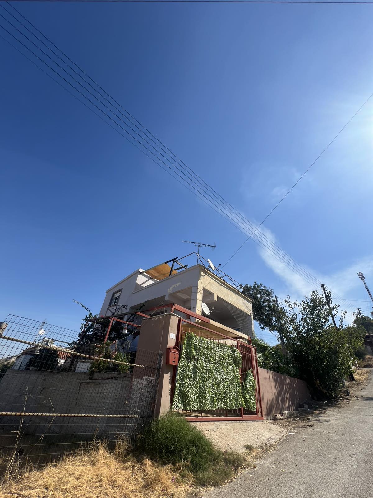 Οικόπεδο με κτίσμα  σε πλειστηριασμό Δήμος Σαλαμίνας