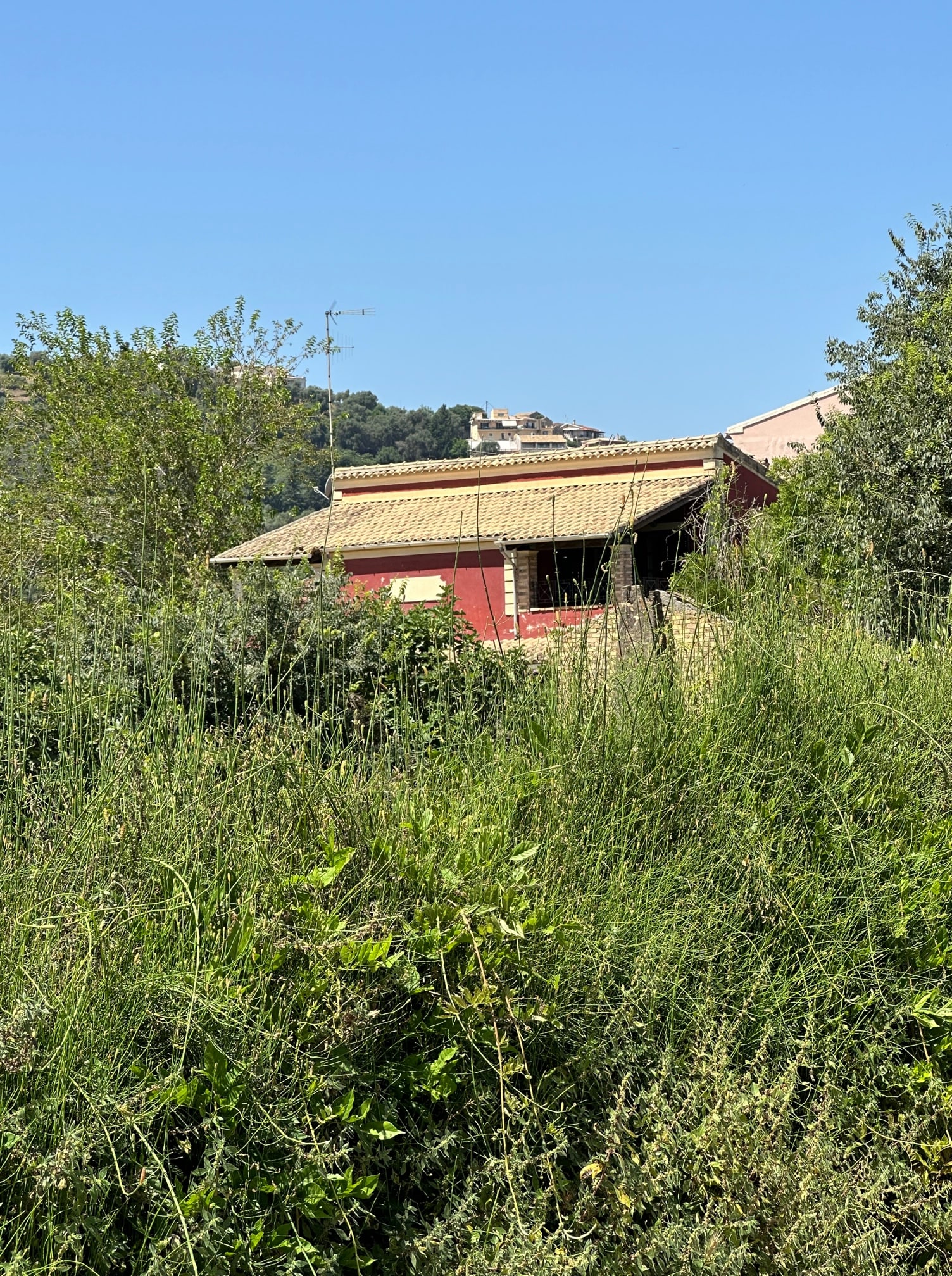 Οικόπεδο με κτίσμα  σε πλειστηριασμό Municipality of Corfu