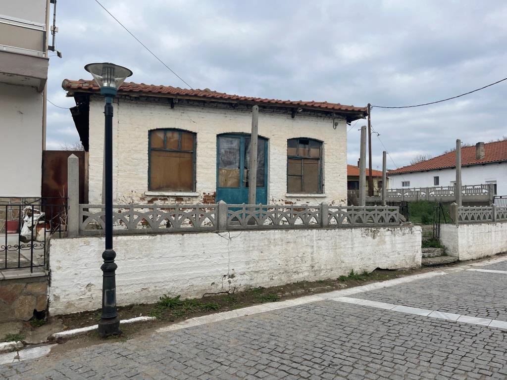 Οικόπεδο με κτίσμα  σε πλειστηριασμό Δήμος Σουφλίου