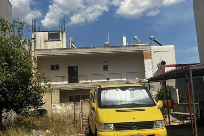 Οικόπεδο με κτίσμα  σε πλειστηριασμό Δήμος Αχαρνών