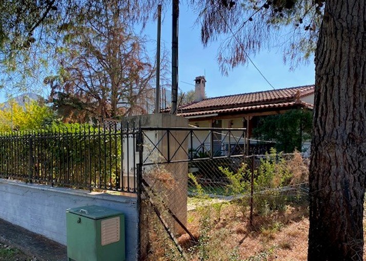 Αγροτεμάχιο με κτίσμα  σε πλειστηριασμό Δήμος Ωρωπού