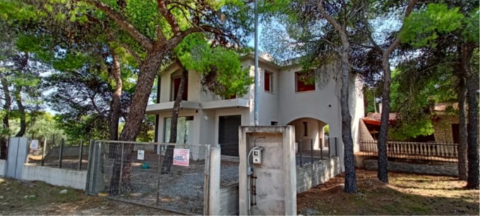 Οικόπεδο με κτίσμα  σε πλειστηριασμό Municipality of Megareo