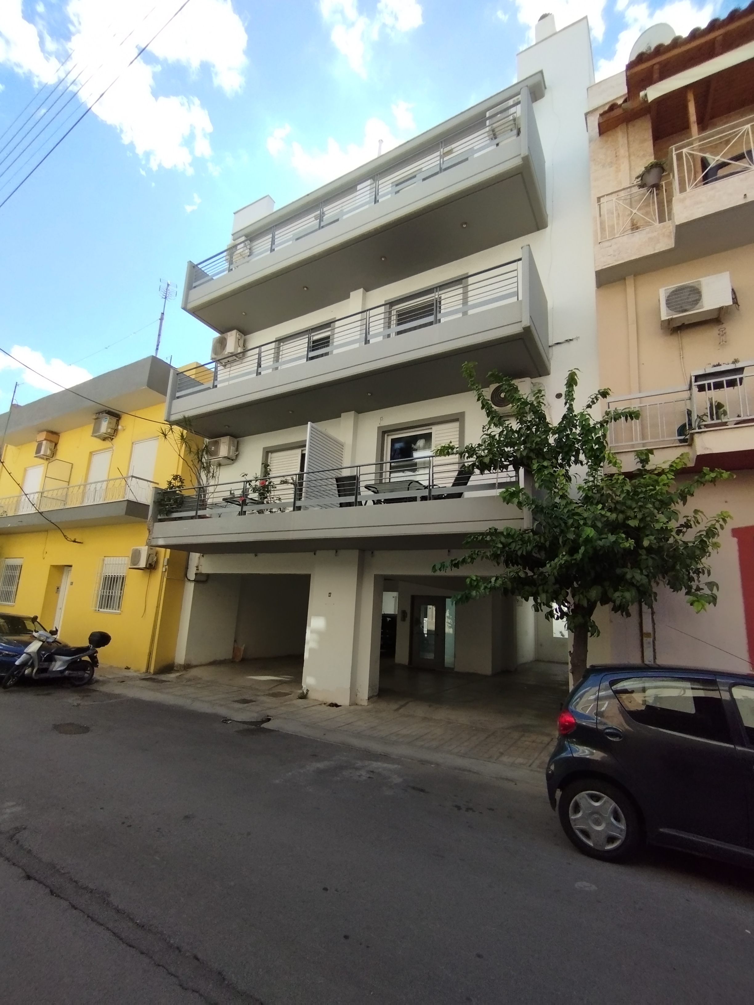 Οικόπεδο με κτίσμα  σε πλειστηριασμό Δήμος Αγίων Αναργύρων - Καματερού