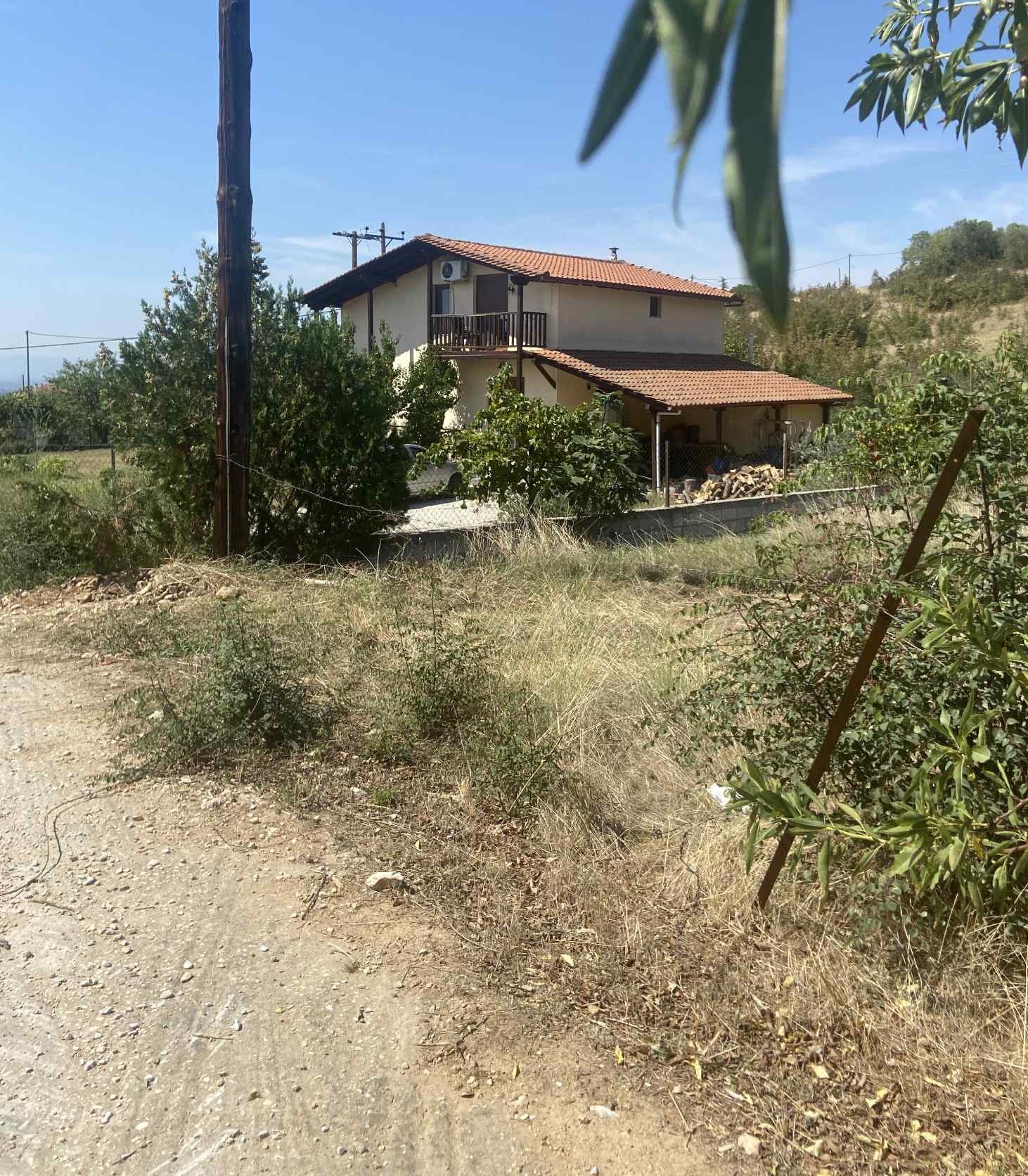 Οικόπεδο με κτίσμα 170 τ.μ. σε πλειστηριασμό Δήμος Εμμανουήλ Παππά