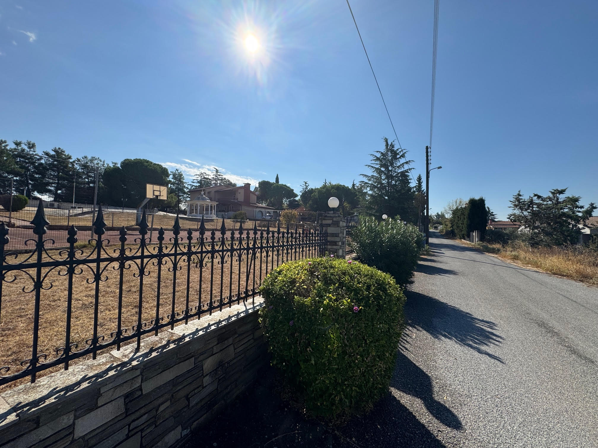 Αγροτεμάχιο με κτίσμα  σε πλειστηριασμό Municipality of Thermi