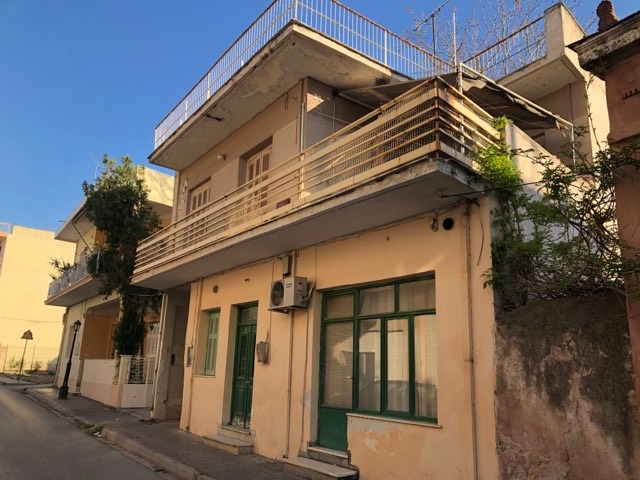 Οικόπεδο με κτίσμα 246 sq.m. σε πλειστηριασμό Municipality of Argos - Mycenae