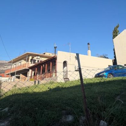 Οικόπεδο με κτίσμα  σε πλειστηριασμό Δήμος Φυλής