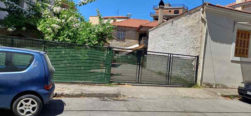 Οικόπεδο με κτίσμα  σε πλειστηριασμό Δήμος Αγρινίου