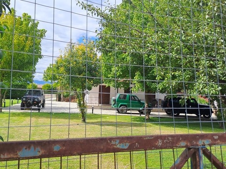 Οικόπεδο με κτίσμα  σε πλειστηριασμό Δήμος Φαρκαδόνας