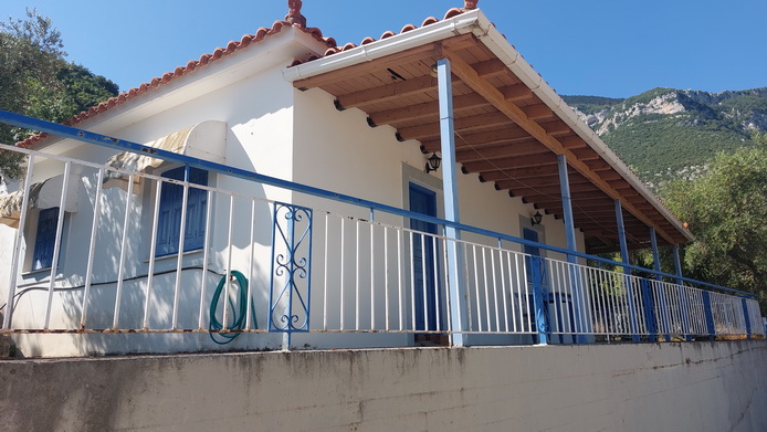 Οικόπεδο με κτίσμα  σε πλειστηριασμό Δήμος Μονεμβασίας