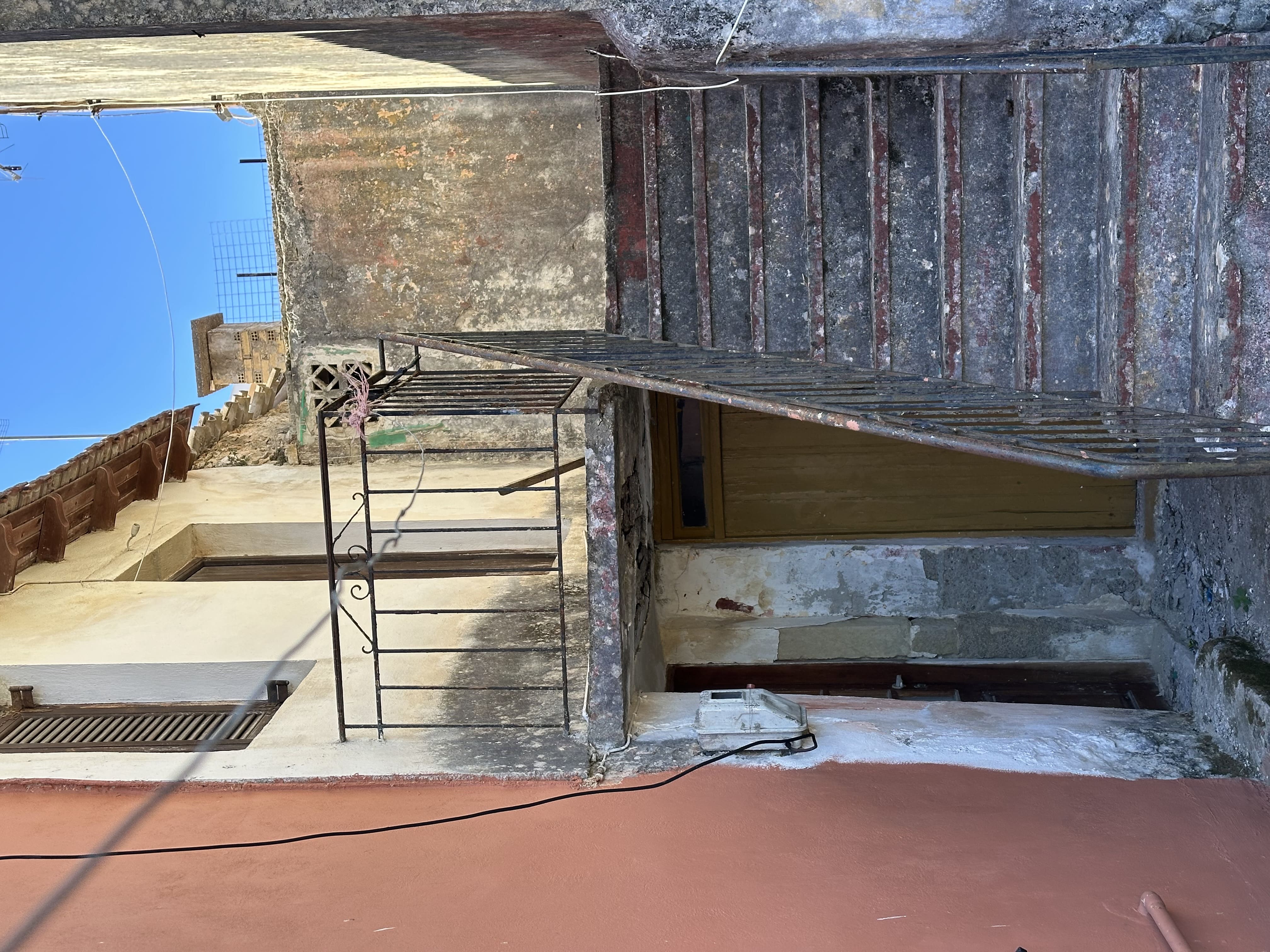 Οικόπεδο με κτίσμα  σε πλειστηριασμό Municipality of Corfu