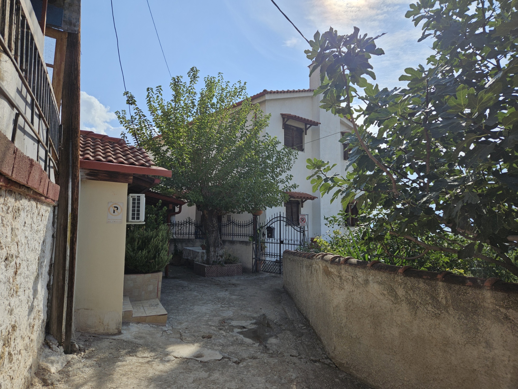 Οικόπεδο με κτίσμα  σε πλειστηριασμό Δήμος Στυλίδος