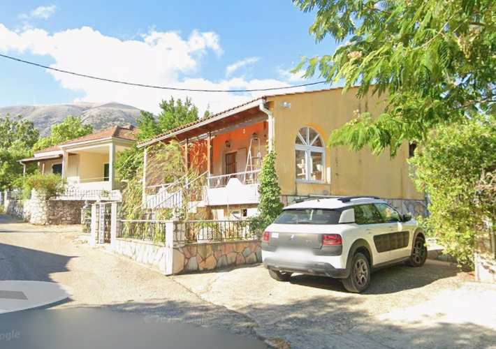 Μονοκατοικίες 123 τ.μ. με θέσεις στάθμευσης