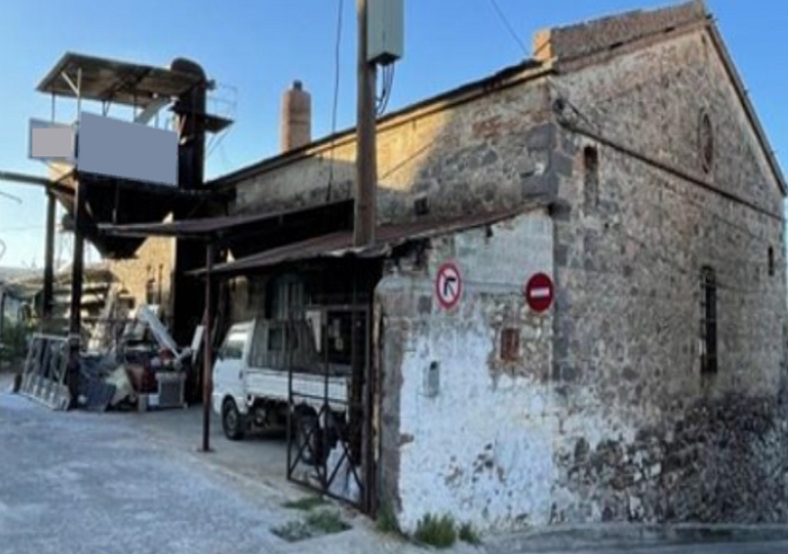 Επαγγελματικός χώρος 713 τ.μ.