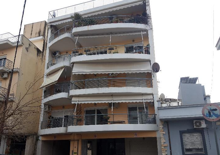 Διαμέρισμα 78 τ.μ. και θέση στάθμευσης