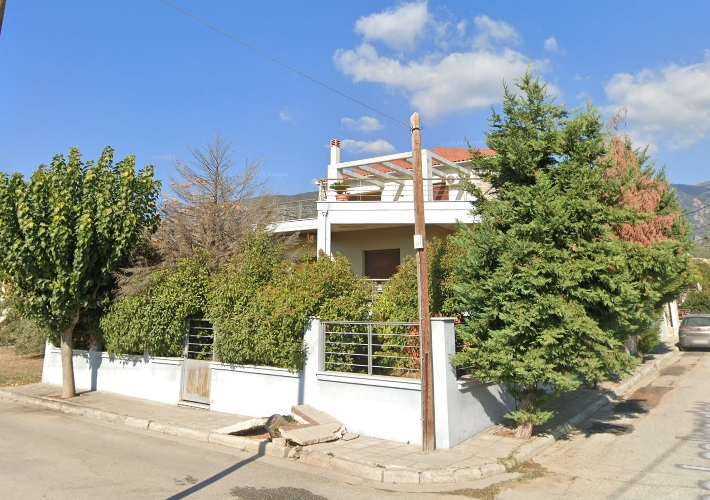 Μονοκατοικία 233 τ.μ. με θέση στάθμευσης