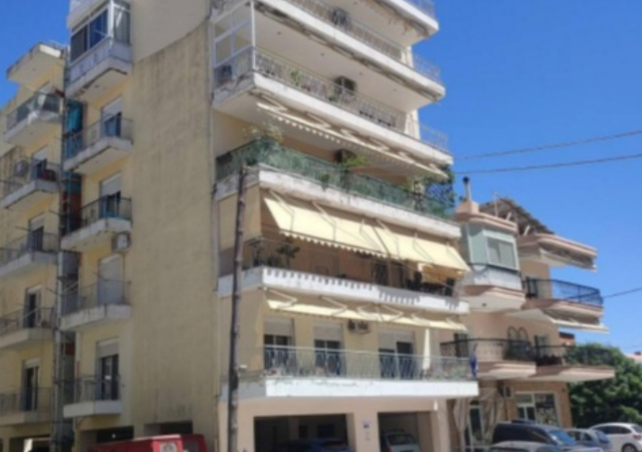 Διαμέρισμα 75 τ.μ. και αποθήκη