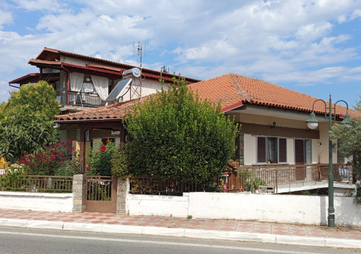 Μονοκατοικία με αποθήκη 55 τ.μ.