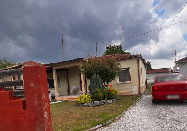 Μονοκατοικία 114 τ.μ. και αποθήκη 36 τ.μ.