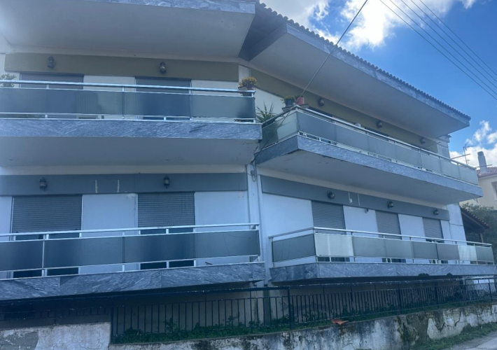 Κτήριo κατοικιών 274 τ.μ.