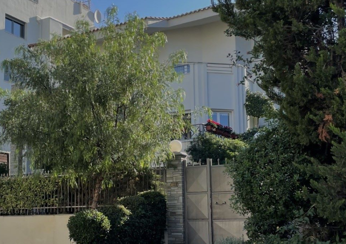 Μεζονέτα 166 τ.μ. με χώρο στάθμευσης